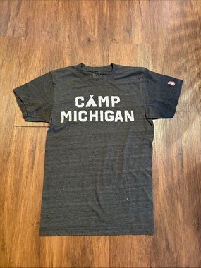 Camp Michigan Women’s Short Sleeve Tee size S